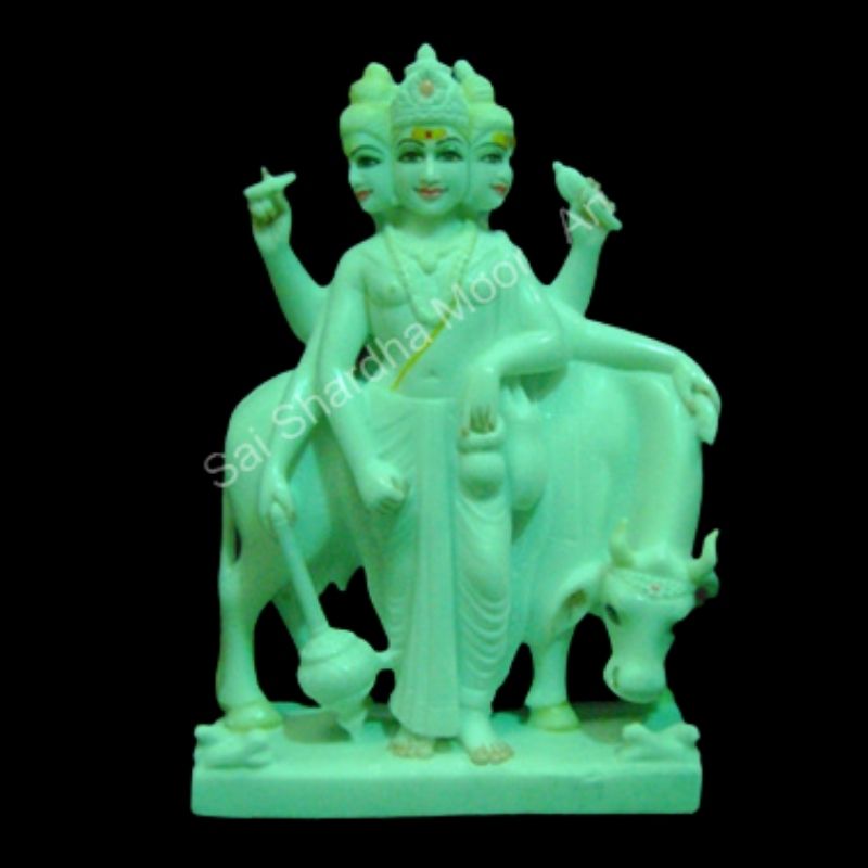 Lord Dattatreya Statue